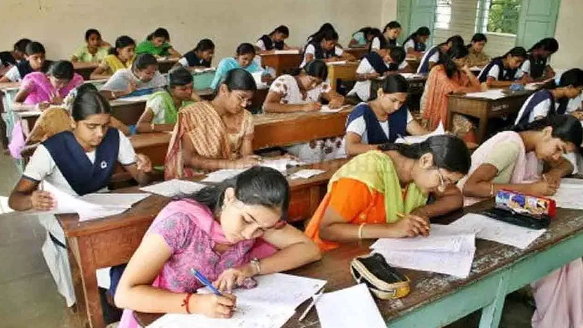 ఇంటర్ పరీక్ష ఫీజు గడువు మరోసారి పొడిగింపు