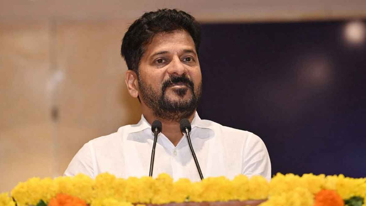 సీఎం రేవంత్ రెడ్డి విదేశీ పర్యటన వాయిదా