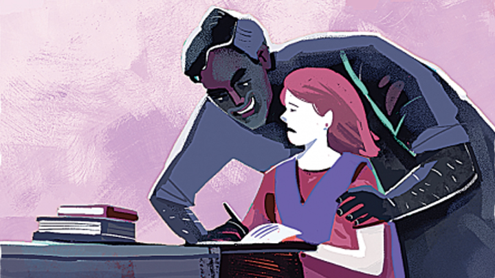 అనకాపల్లి జిల్లాలో దారుణం.. టీచర్ కీచక పర్వం