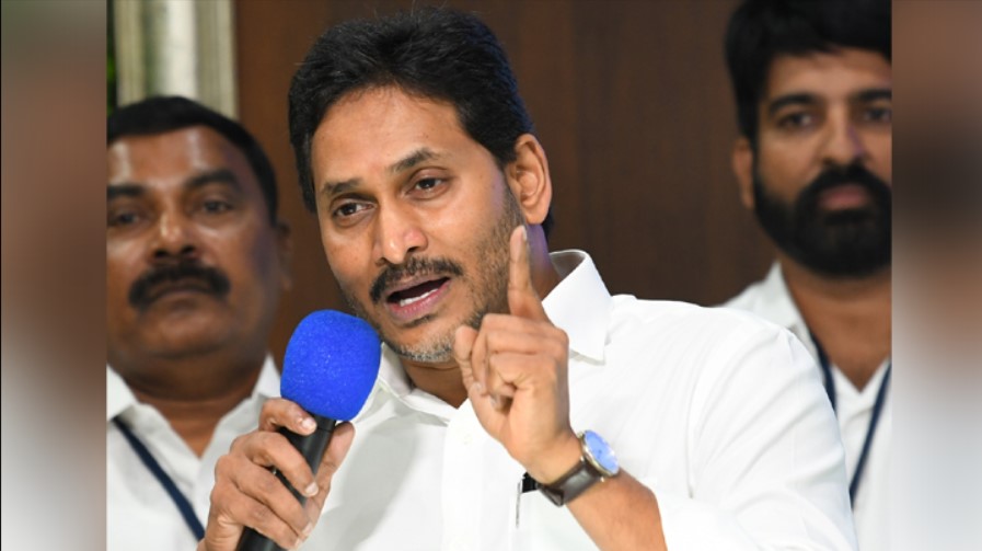 చంద్రబాబు చీటర్ కాదా? 420 కేసు పెట్టకూడదా? - వైఎస్ జగన్ సంచలన వ్యాఖ్యలు