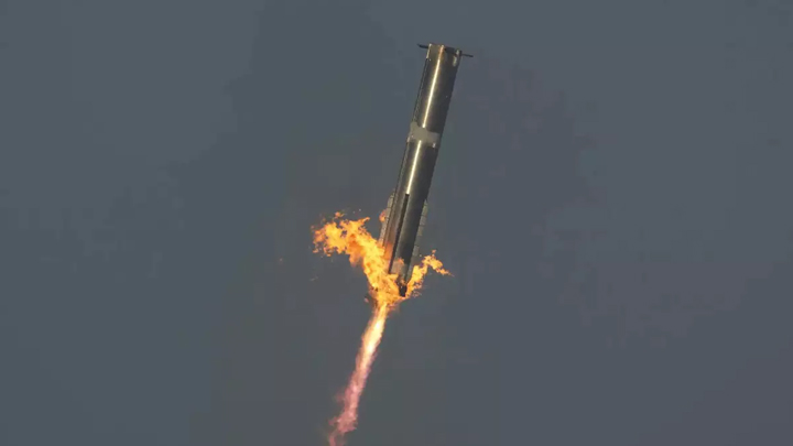 ఎలోన్ మస్క్‌కు షాక్‌.. స్పేస్‌ఎక్స్ స్టార్‌షిప్ రాకెట్ పేలుడు