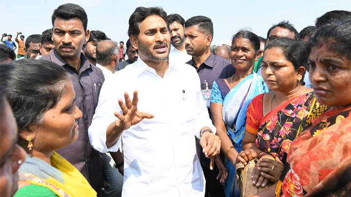 మూడేళ్లు ఓపిక పట్టండి.. వైఎస్ జగన్ కీలక వ్యాఖ్యలు