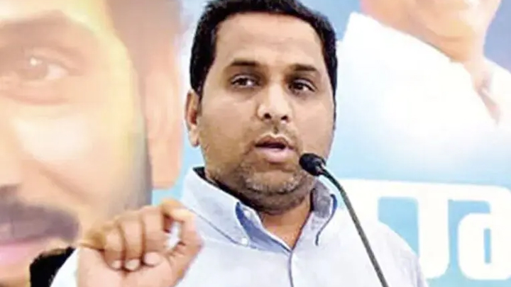 రేపు విచారణకు వస్తా.. రాజ్ కసిరెడ్డి సంచలన ఆడియో