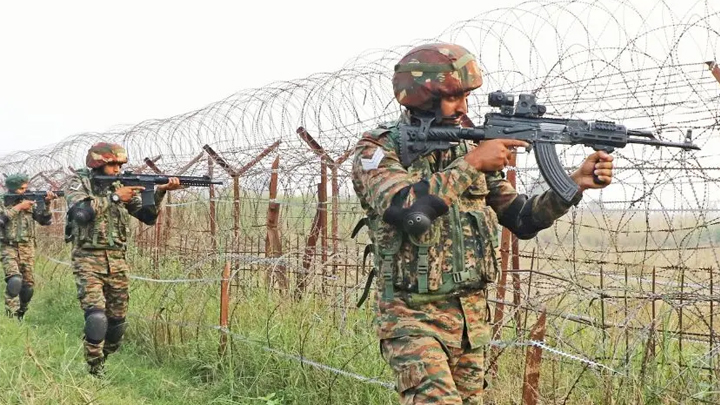 పాక్ క‌వ్వింపు చ‌ర్య‌లు.. ఇండియ‌న్ ఆర్మీ స్ట్రాంగ్ రిప్లై