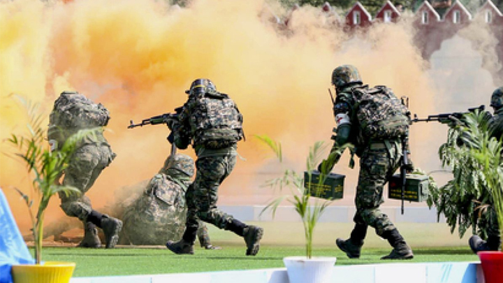 Visakhapatnam, Civil Mock Drill, India Pakistan Tensions, War Preparedness, Eastern Naval Command, Indian Navy, Disaster Management, INS Visakhapatnam, Military Exercise, Home Ministry Alert, National Security, Warships, Submarines, Indian Defense Forces, Mock Drill India