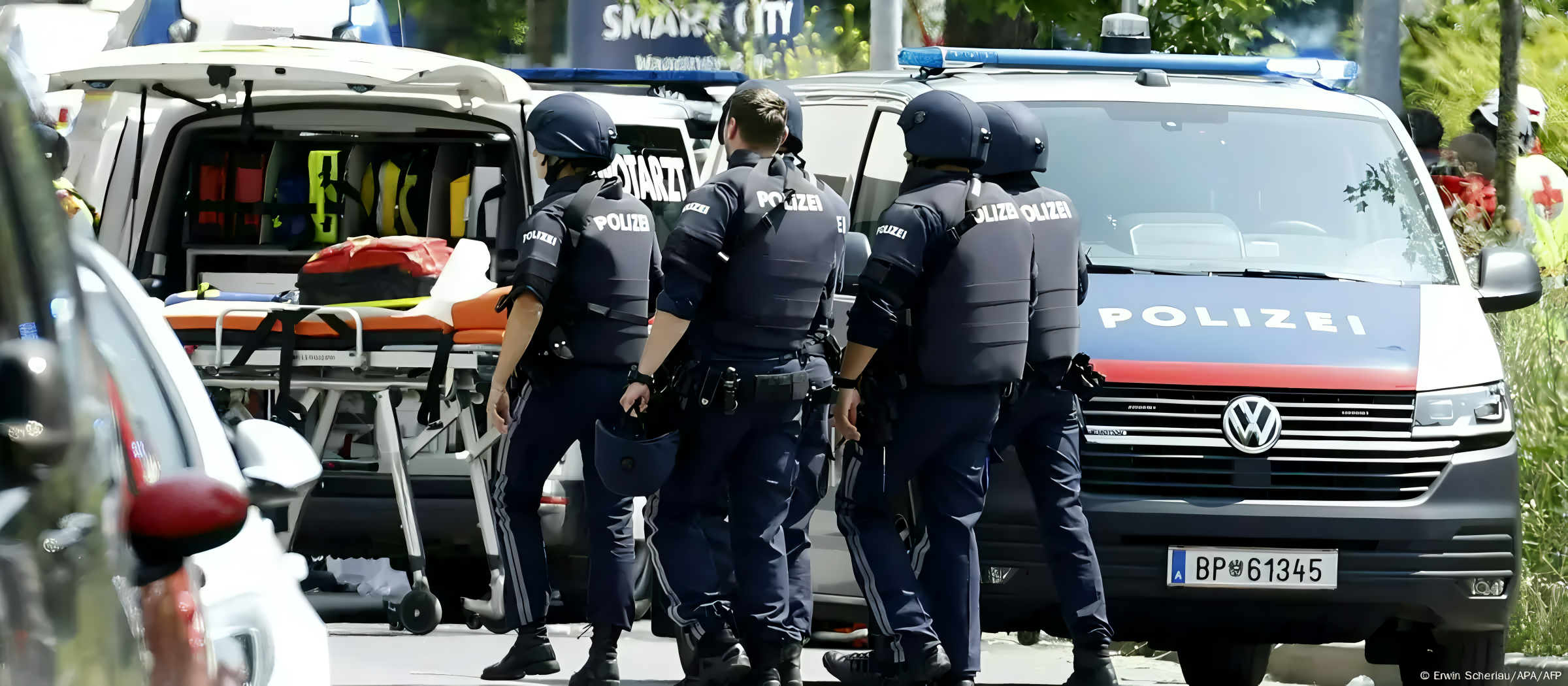 ట్రంప్ పంతంపై ప్రజాగ్రహం.. వైట్హౌస్ వివరణ!