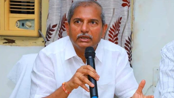 మాజీ ఎమ్మెల్యేకు షాక్‌.. ఓట‌ర్ లిస్ట్‌లో పేరు తొల‌గింపు