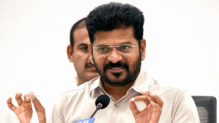 కలెక్టర్లతో సీఎం రేవంత్ వీడియో కాన్పరెన్స్..పలు ఆదేశాలు