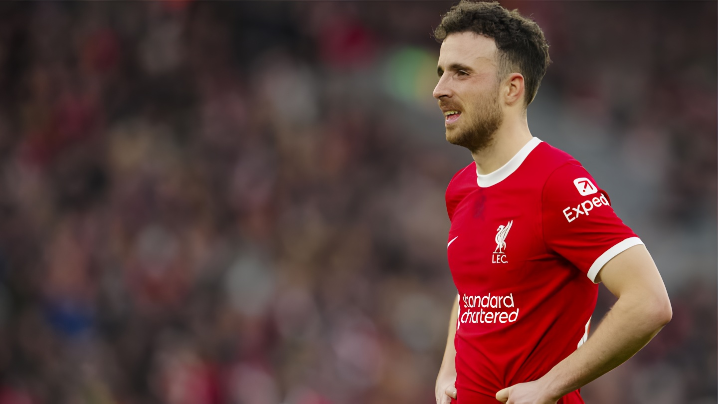 కారు ప్రమాదంలో ఫుట్బాల్ ప్లేయర్ మరియు సోదరుడు దుర్మరణం!