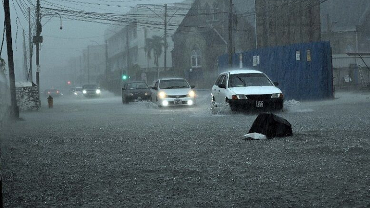 తెలంగాణలో నాలుగు రోజులు భారీ వర్షాలు