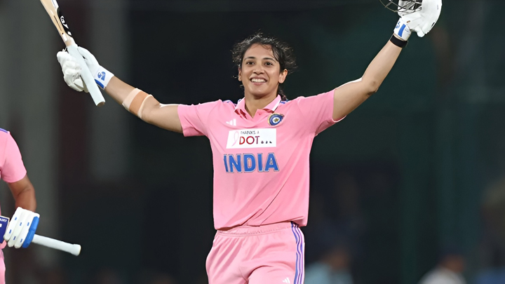 మహిళల వన్డే ర్యాంకింగ్స్ లో స్మృతి మంధాన అగ్రస్థానం