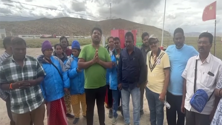 మానససరోవరం యాత్రలో చిక్కుకున్న 21 మంది తెలుగువాళ్లు