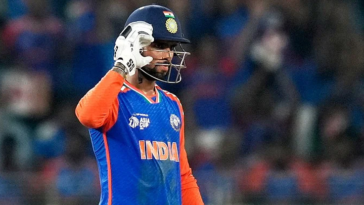 పాకిస్తాన్పై తెలుగోడి సత్తా..