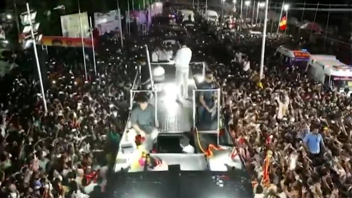 టీవీకే ర్యాలీలో తొక్కిసలాట.. 40 మంది దుర్మరణం