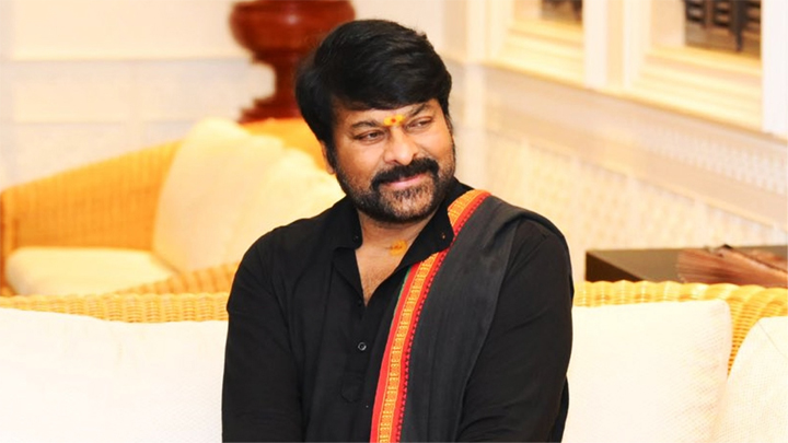 అయ్యప్ప మాల వేసిన చిరంజీవి