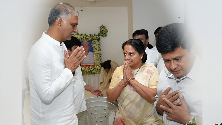 హరీష్రావు ఇంటికి కల్వకుంట్ల కవిత