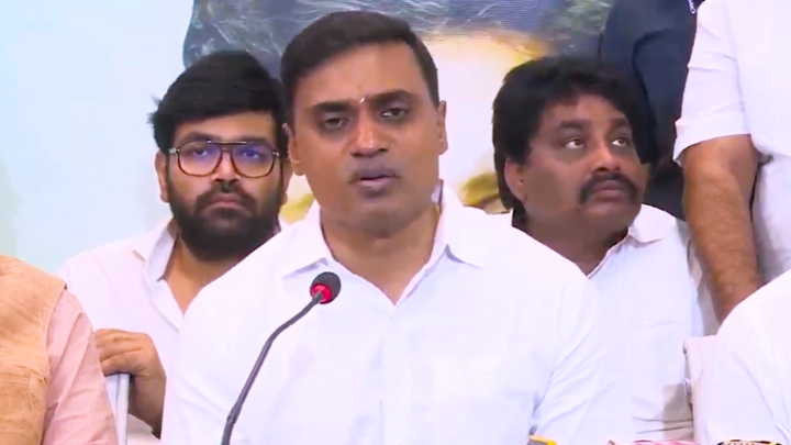 ఎన్ని కష్టాలు పెట్టినా వెనక్కి తగ్గను - మిథున్ కీలక వ్యాఖ్యలు