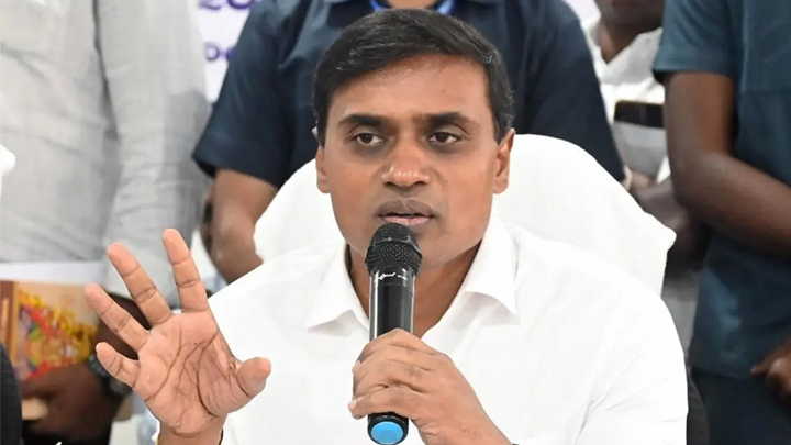 వైసీపీ ఎంపీ మిథున్ రెడ్డికి ఏసీబీ కోర్టు గ్రీన్ సిగ్నల్