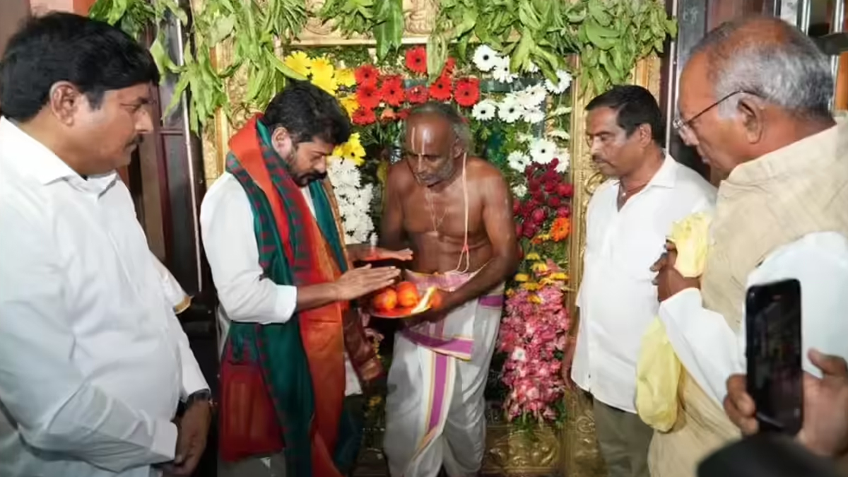 కొడంగల్ అభివృద్ధికి సీఎం రేవంత్ పలు అభివృద్ధి పనులకు శంకుస్థాపనలు