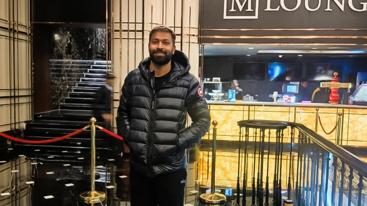 ఫోటోగ్రాఫర్స్‌పై హార్దిక్ ఆగ్రహం