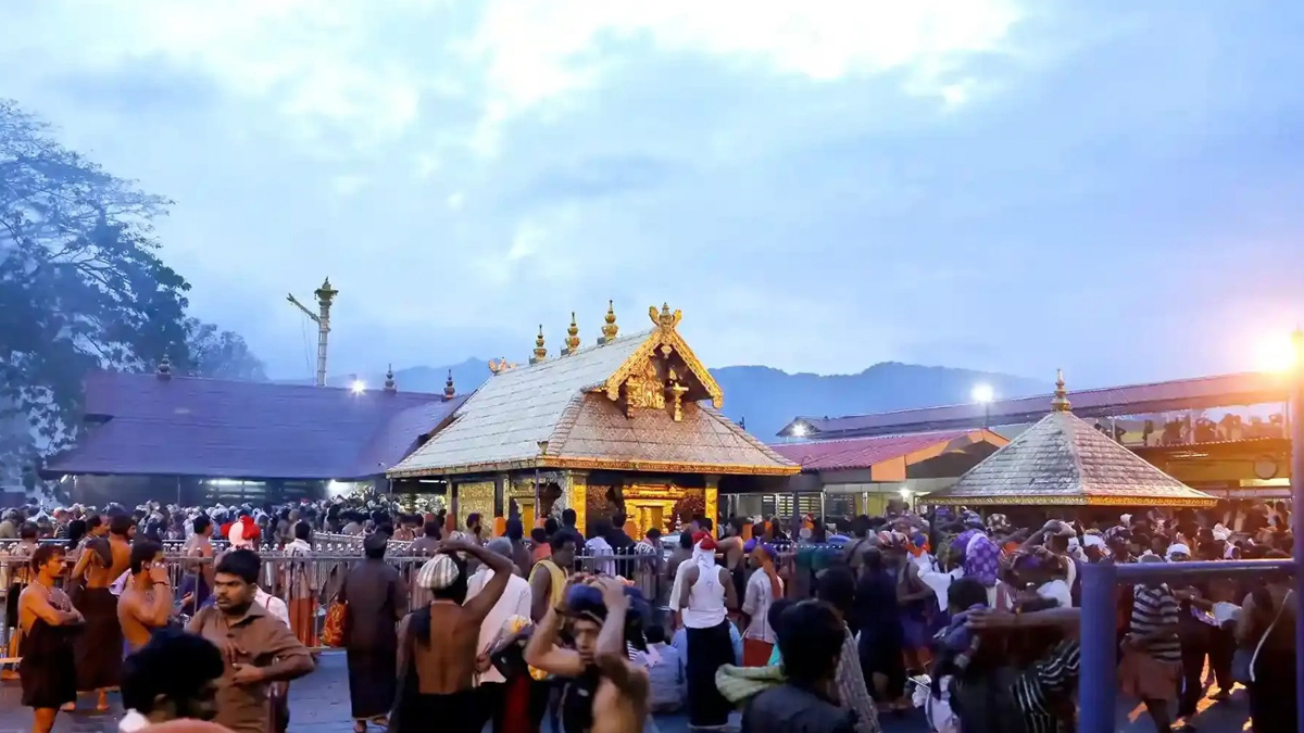 శబరిమలలో ఉద్రిక్తత.. తెలుగు భక్తుడి త‌ల‌ప‌గ‌ల‌గొట్టిన వ్యాపారి