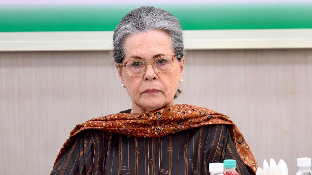 సోనియా గాంధీ అస్వస్థత.. ఆసుపత్రిలో చేరిన సోనియా