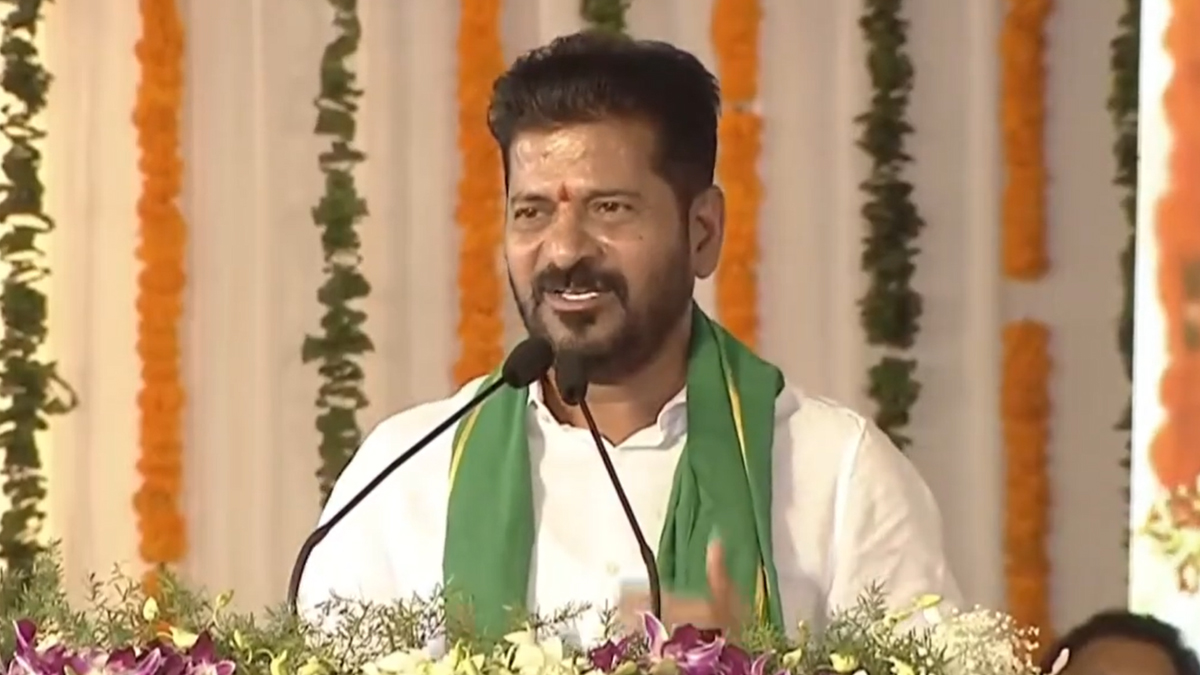 'రేవంత్ రెడ్డి గారూ.. మీరు తెలంగాణ ముఖ్యమంత్రా? టీడీపీ కార్యకర్తా?'