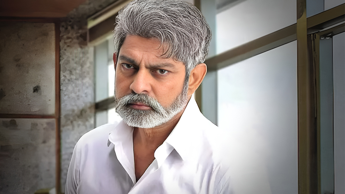 "డబ్బు వెనుక పరిగెత్తొద్దు": జగపతి బాబు