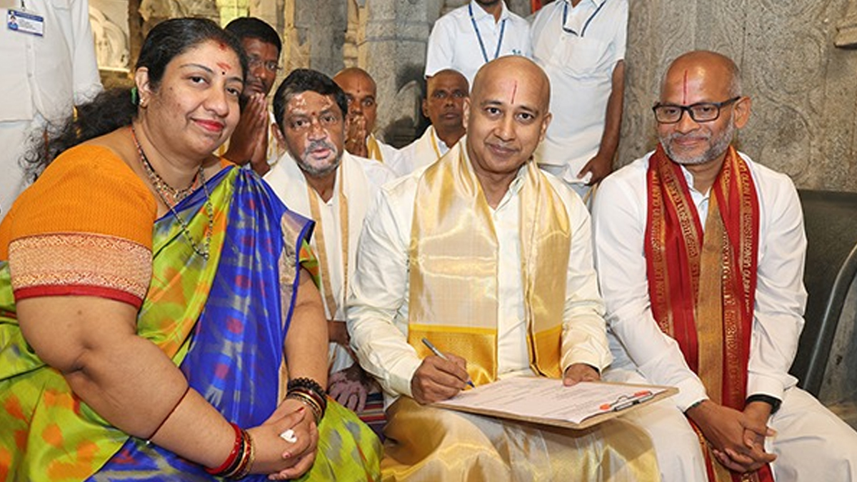 టీటీడీ ఈవో మార్పు.. రెండేళ్ల‌లో మూడో అధికారి