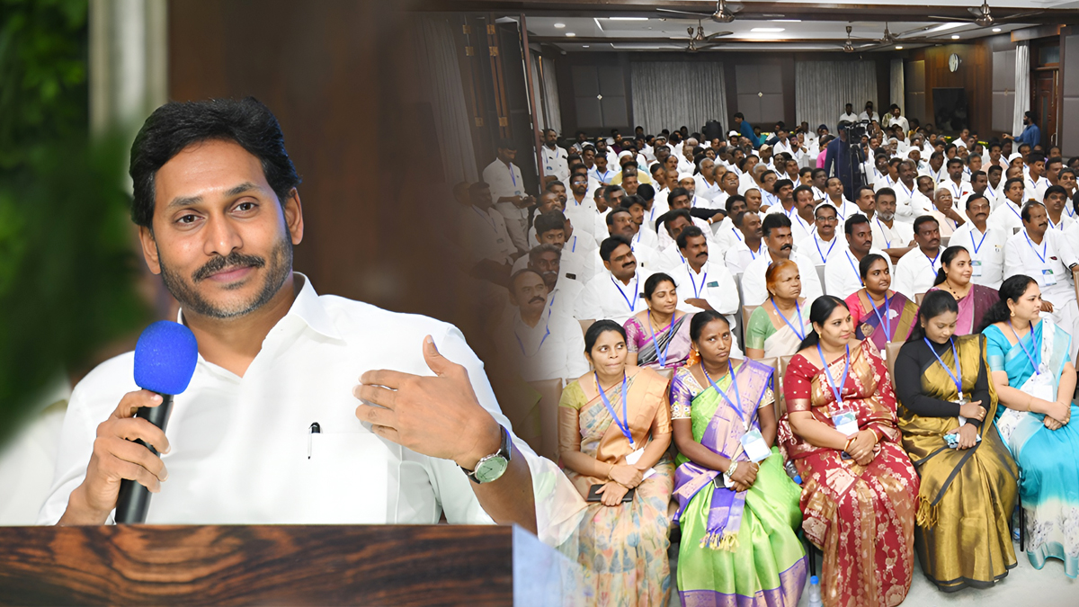 Chandrababu indulging in Credit theft : YS Jagan