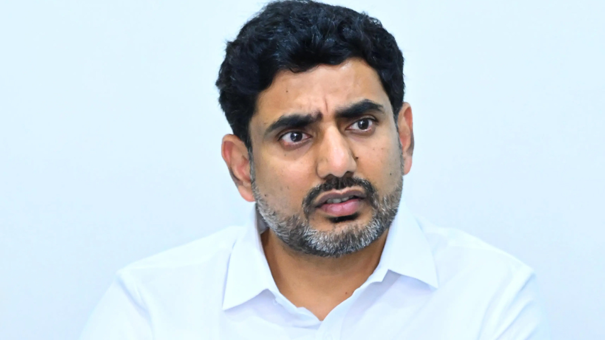 డీఎస్సీ వివాదంపై విద్యాశాఖ మంత్రి స్పందించ‌డా..?