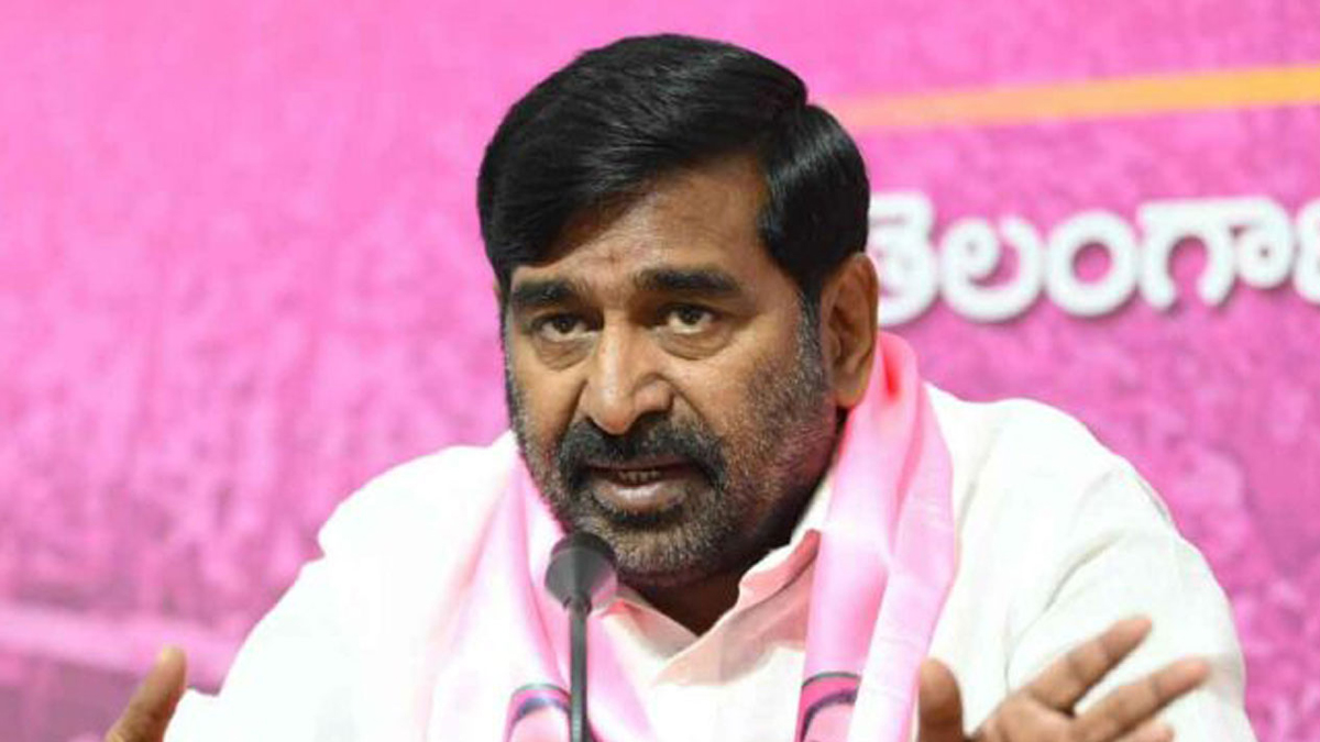 “చంద్రబాబు,మోడీ ఆలోచనలతో పుట్టిన క్రాస్ బ్రీడ్ హైబ్రీడ్ సీఎం”