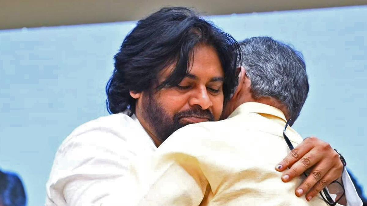 'డిప్యూటీ సీఎంవా.. చంద్రబాబు డిఫెన్స్ లాయర్‌వా?' - వైసీపీ ప్రశ్న