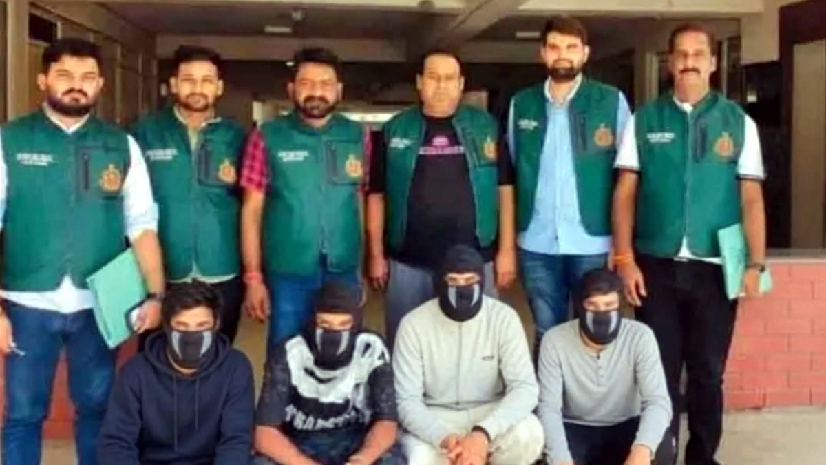 ఢిల్లీలో ఉగ్రదాడి కుట్ర భగ్నం.. నలుగురు అరెస్ట్