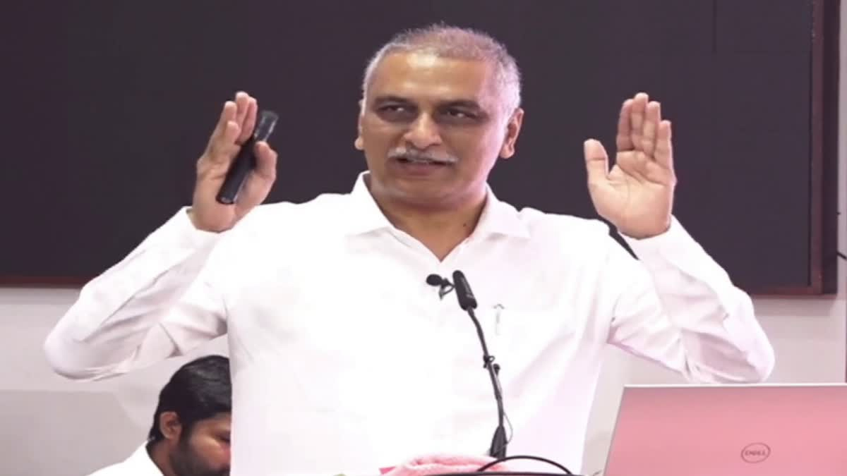 రేవంత్, ఉత్తమ్‌ని ఉరి వేసినా తప్పులేదు - హరీశ్‌రావు తీవ్ర విమర్శలు