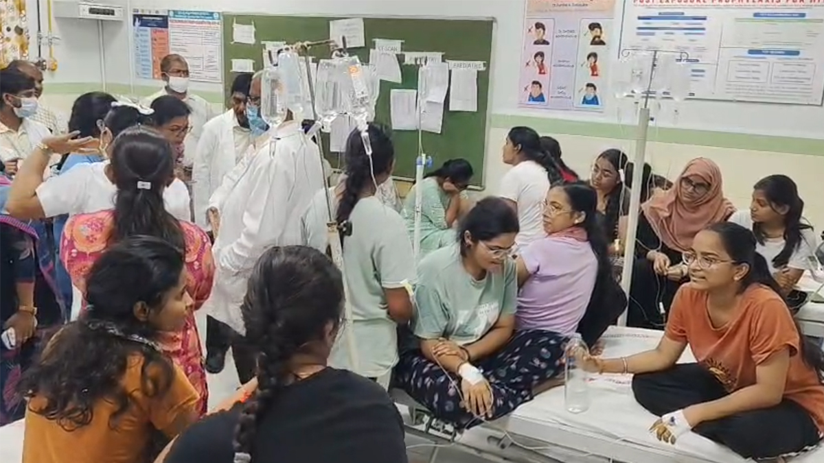 కడప రిమ్స్ డెంటల్ కాలేజీలో ఫుడ్ పాయిజన్