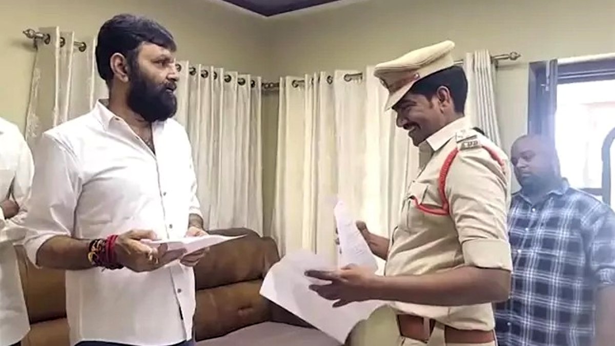 కొడాలితో చనువు.. గుడివాడ ఎస్ఐపై బదిలీ వేటు!