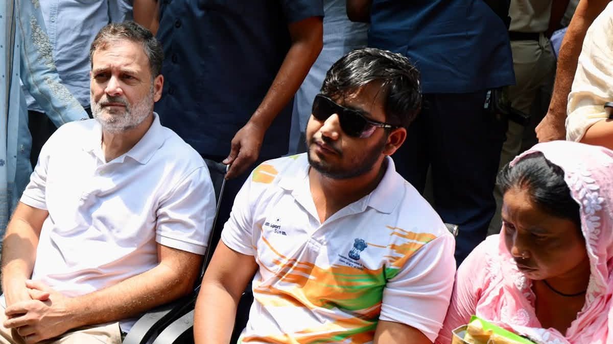 పెల్లెట్‌ గన్‌ దాడి.. ఢిల్లీలో రాహుల్ గాంధీ మెరుపు ధర్నా