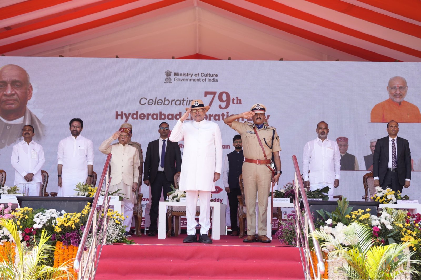హైదరాబాద్‌ విమోచన దినోత్సవం.. అమరవీరుల త్యాగాలను జాతీయ స్మృతిలో నిలపాలి: ఉపరాష్ట్రపతి