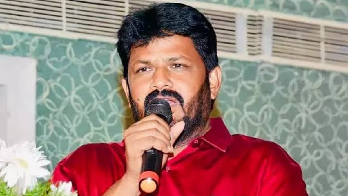 సీపీఐ రాష్ట్ర కార్యదర్శి ఈశ్వరయ్యకు గుండెపోటు