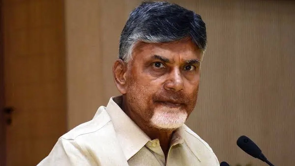 బాబు అధికారంలో ఉంటే వ్యవస్థలు కూలిపోతాయి